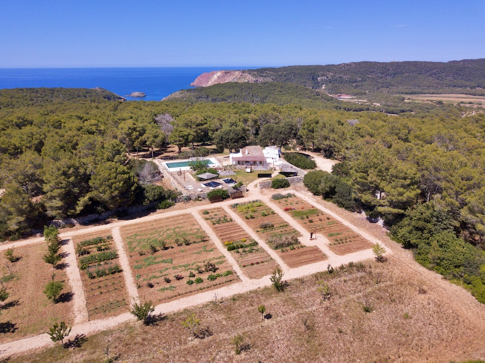 Hotel Faustino Gran - Relais & Chateaux — Swimming pool in Ciutadella de Menorca, Balearic Islands