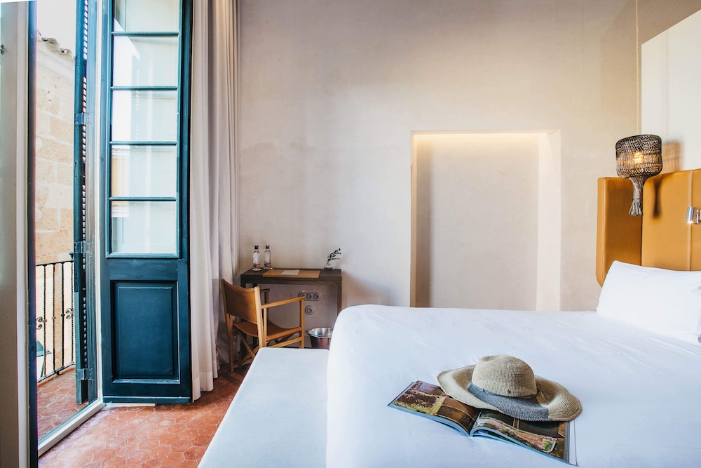 Hotel Faustino Gran - Relais & Chateaux — Hotel rooms in Ciutadella de Menorca, Balearic Islands