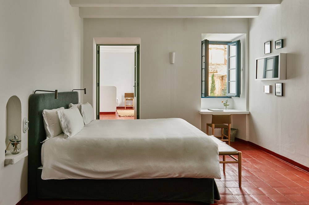 Hotel Faustino Gran - Relais & Chateaux — Hotel rooms in Ciutadella de Menorca, Balearic Islands
