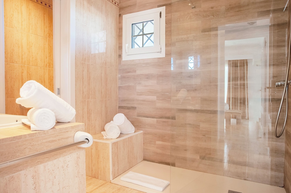 Ona Village Cala d'Or — Hotel rooms in Cala d´Or, Balearic Islands
