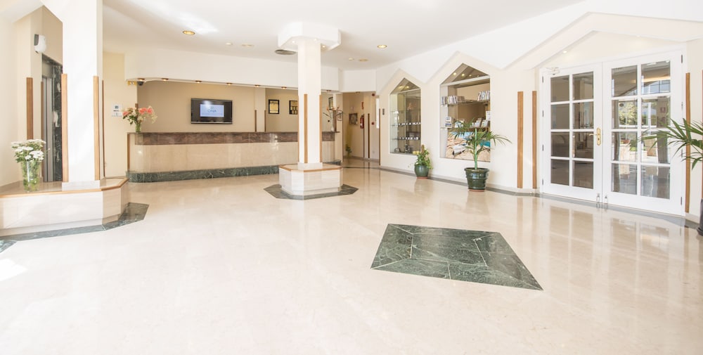 Ona Village Cala d'Or — Hotel building in Cala d´Or, Balearic Islands
