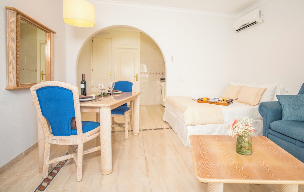 Ona Village Cala d'Or — Hotel rooms in Cala d´Or, Balearic Islands