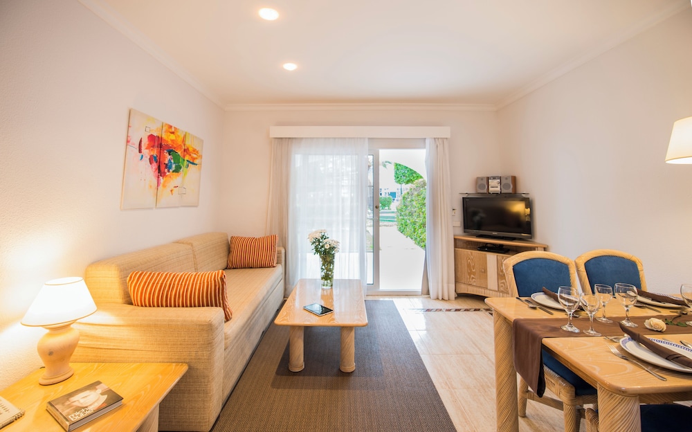Ona Village Cala d'Or — Hotel rooms in Cala d´Or, Balearic Islands
