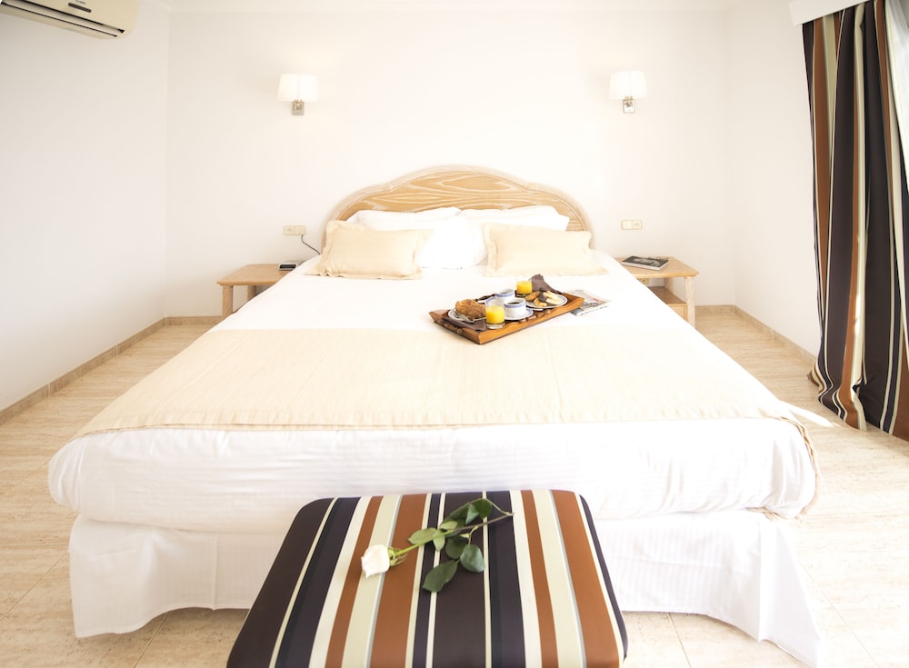 Ona Village Cala d'Or — Hotel rooms in Cala d´Or, Balearic Islands
