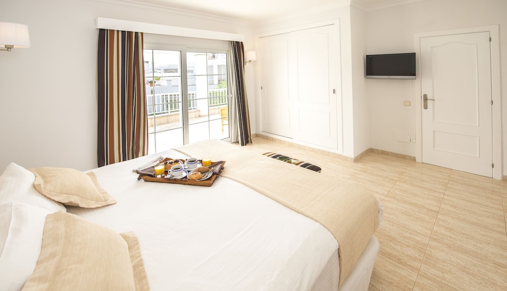 Ona Village Cala d'Or — Hotel rooms in Cala d´Or, Balearic Islands