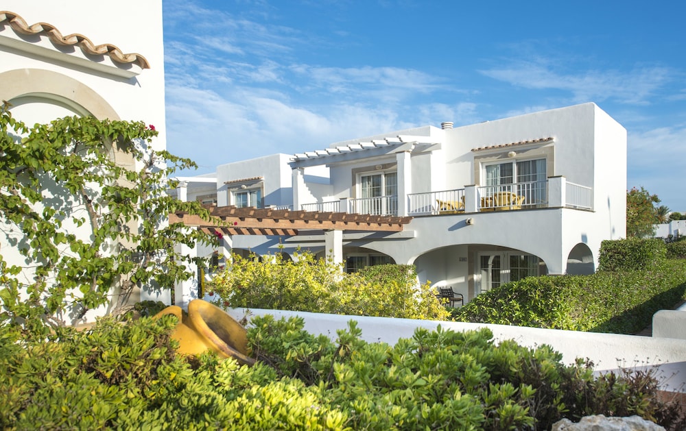 Ona Village Cala d'Or — Hotel building in Cala d´Or, Balearic Islands