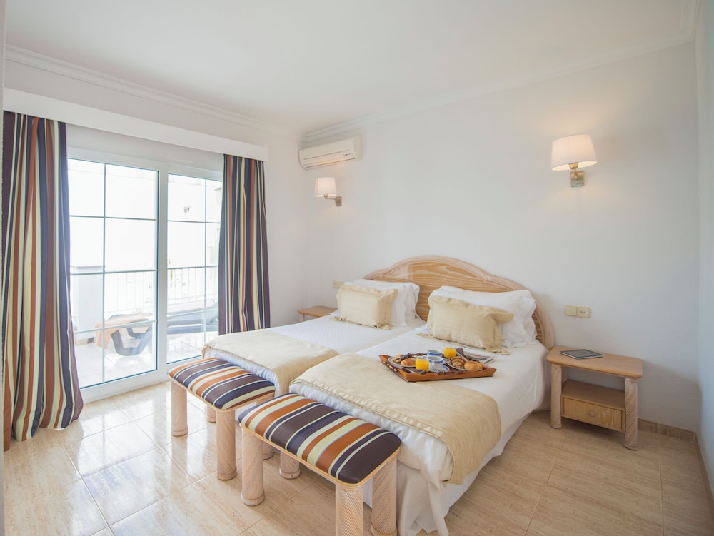 Ona Village Cala d'Or — Hotel rooms in Cala d´Or, Balearic Islands
