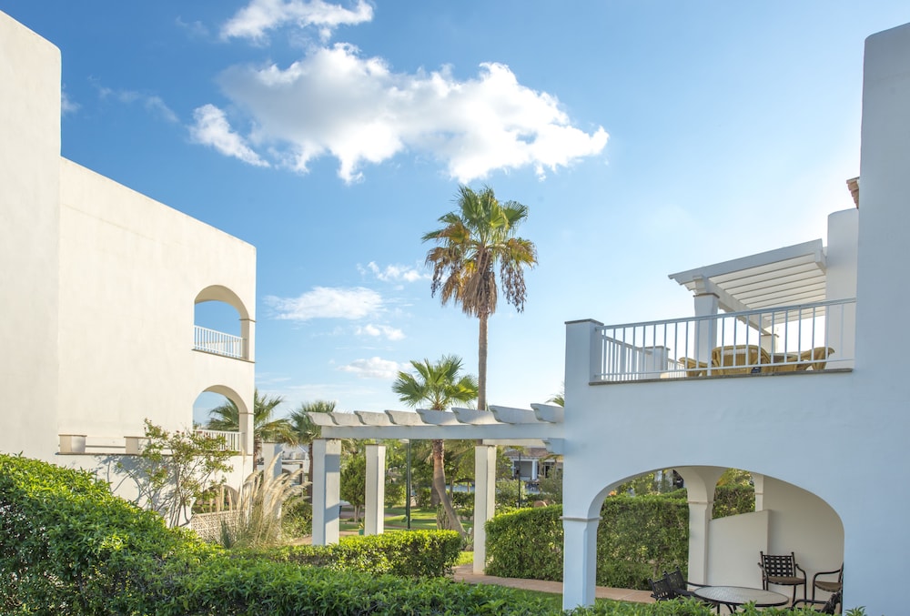 Ona Village Cala d'Or — Hotel building in Cala d´Or, Balearic Islands