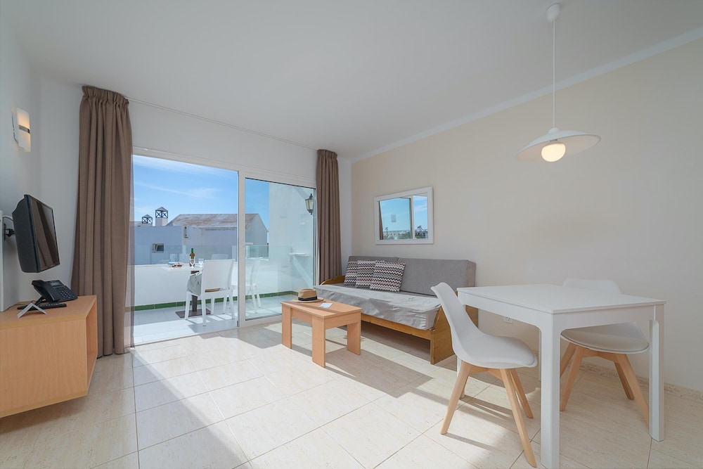Hotel Siroco - Adults Only — Hotel rooms in Costa Teguise, Canary Islands