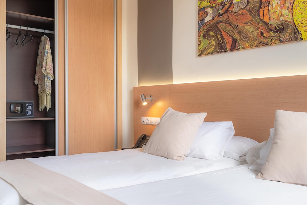 Hotel Siroco - Adults Only — Hotel rooms in Costa Teguise, Canary Islands