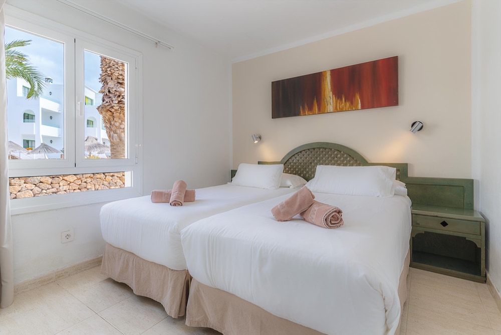 Hotel Siroco - Adults Only — Hotel rooms in Costa Teguise, Canary Islands