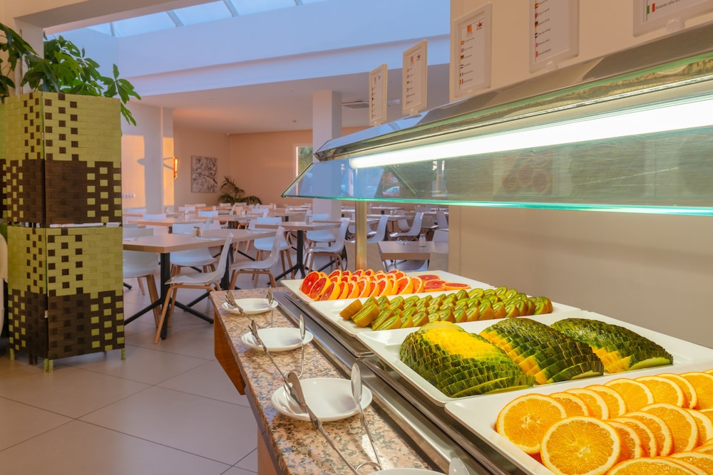 Hotel Siroco - Adults Only — Restaurant & bars in Costa Teguise, Canary Islands