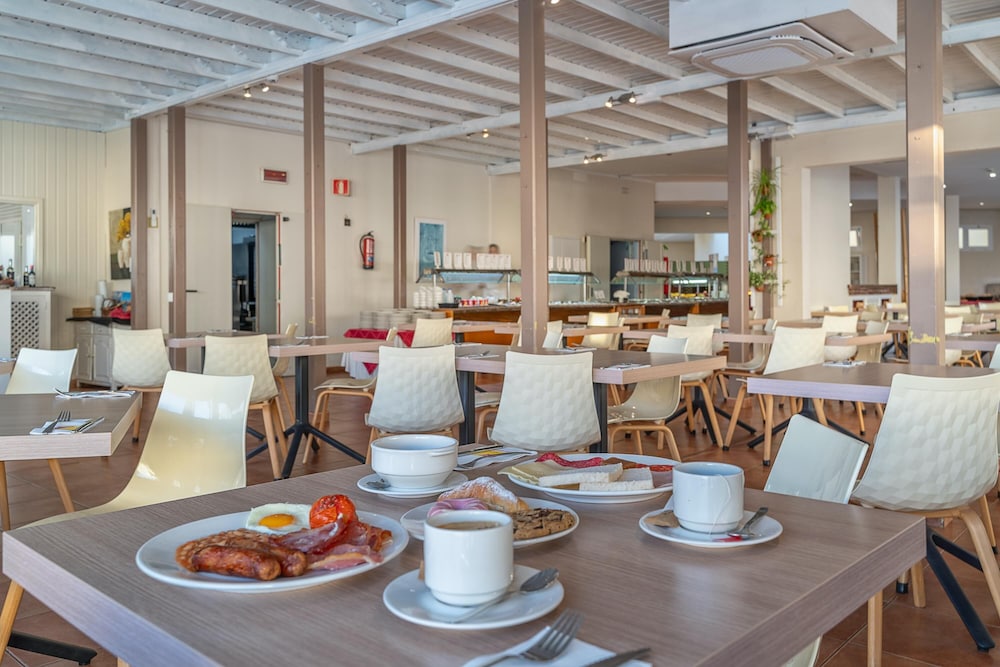 Hotel Siroco - Adults Only — Restaurant & bars in Costa Teguise, Canary Islands
