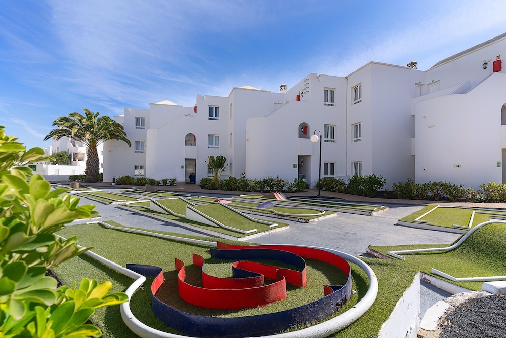 Hotel Siroco - Adults Only — Hotel building in Costa Teguise, Canary Islands