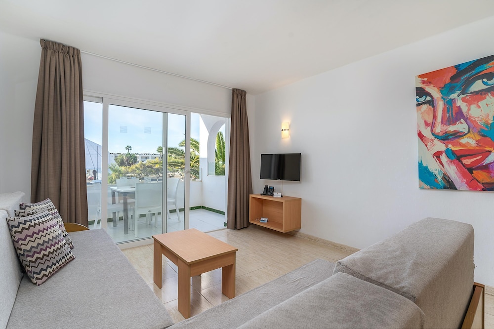 Hotel Siroco - Adults Only — Hotel rooms in Costa Teguise, Canary Islands