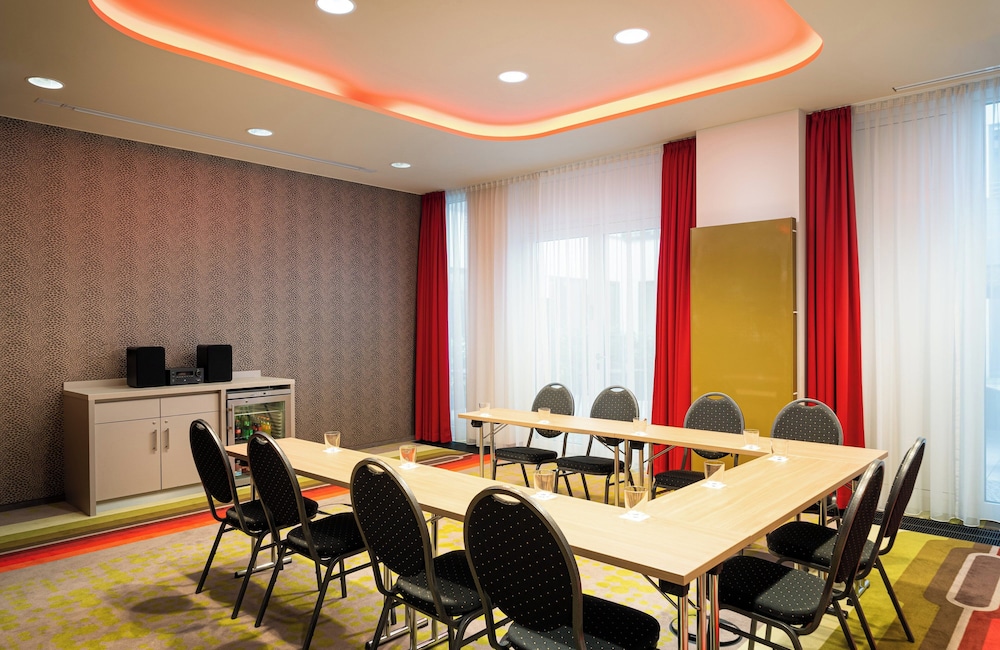 Leonardo Hotel Berlin Mitte — Hotel building in Berlin, Berlin