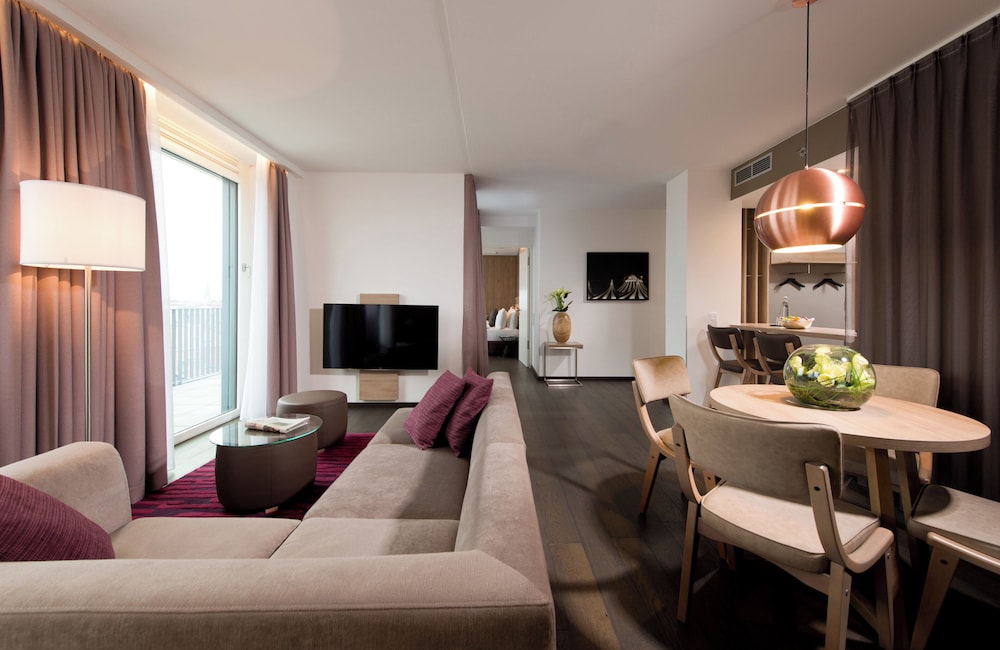 Leonardo Hotel Berlin Mitte — Hotel rooms in Berlin, Berlin