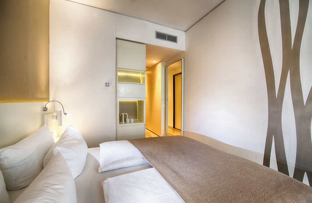 Leonardo Hotel Berlin Mitte — Hotel rooms in Berlin, Berlin
