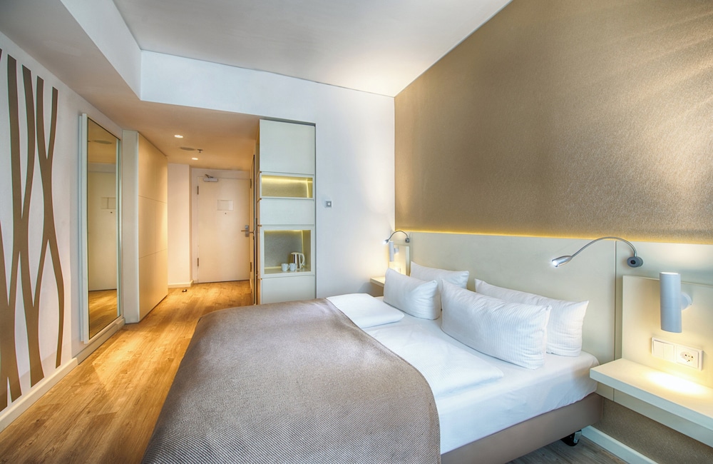 Leonardo Hotel Berlin Mitte — Hotel rooms in Berlin, Berlin