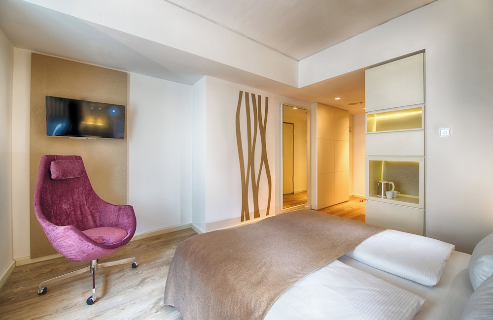 Leonardo Hotel Berlin Mitte — Hotel rooms in Berlin, Berlin