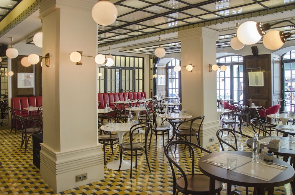 Browns Central Hotel — Restaurant & bars in Lisbon, Lisboa
