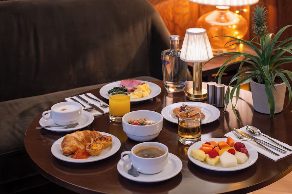 Browns Central Hotel — Restaurant & bars in Lisbon, Lisboa