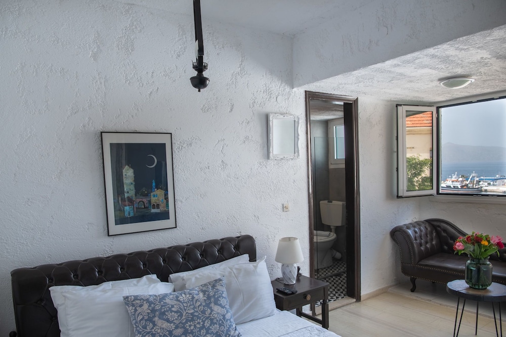 Porto Maltese Boutique Estate — Hotel rooms in Ammoudara (Agios Nikolaos)