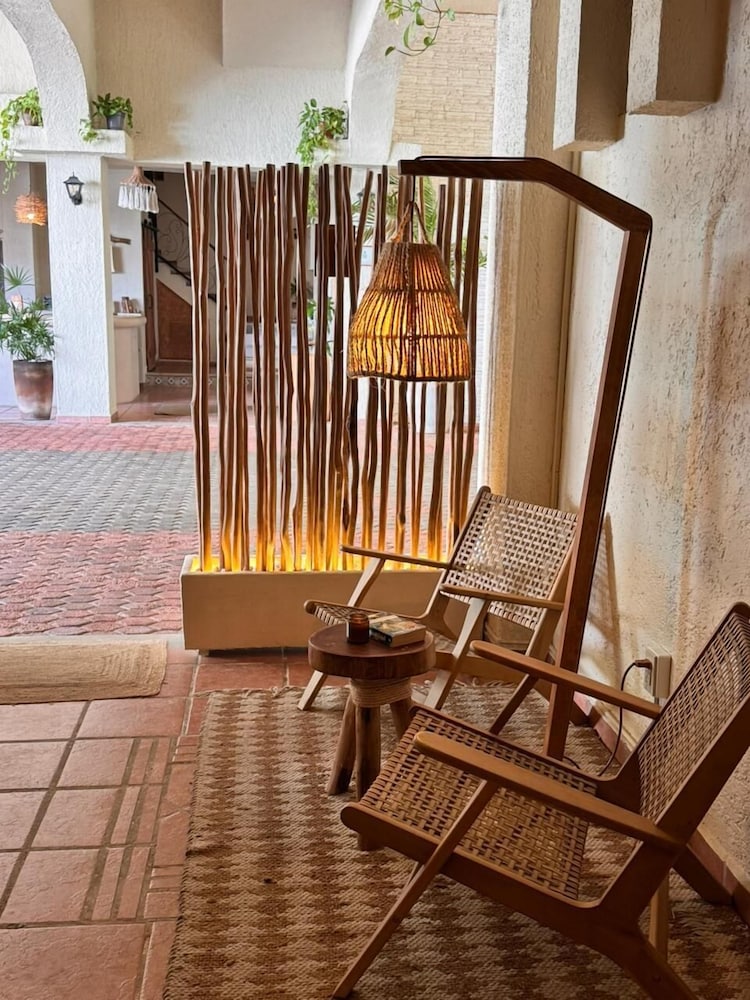 Hotel Casa Colibri — Hotel building in Playa del Carmen, Quintana Roo