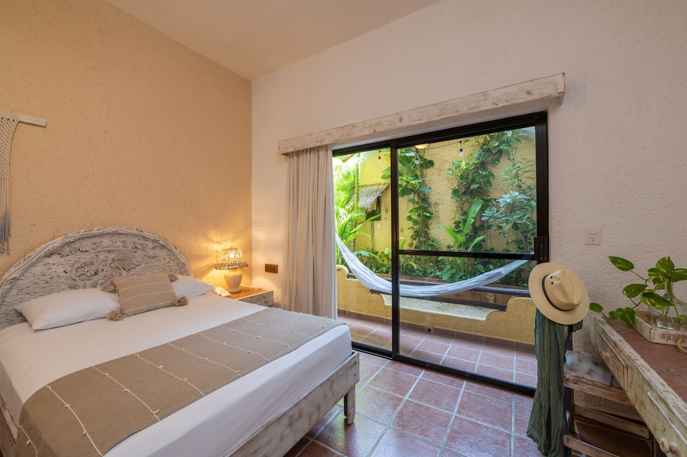 Hotel Casa Colibri — Hotel rooms in Playa del Carmen, Quintana Roo