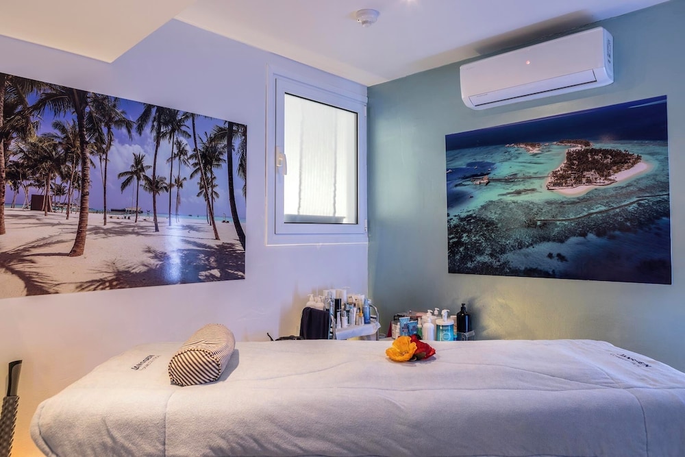 Park Beach Hotel — Facilities in Limassol, Limassol Region