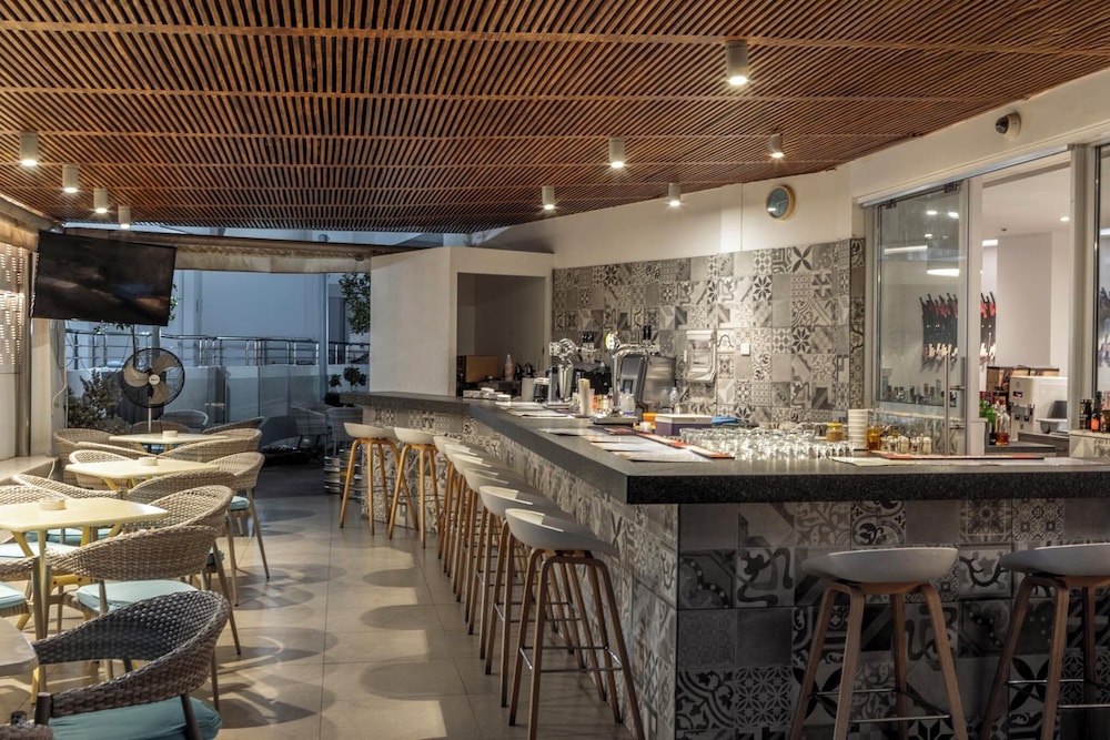 Park Beach Hotel — Restaurant in Limassol, Limassol Region