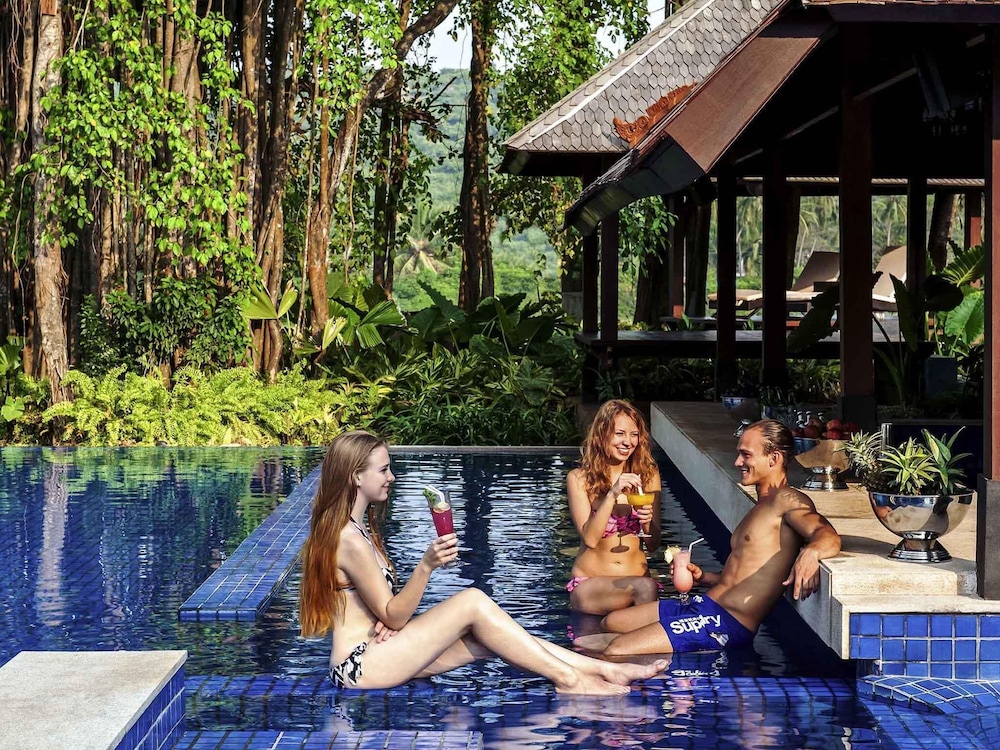 Novotel Goa Resort & Spa Candolim — Swimming pool in Candolim, Goa