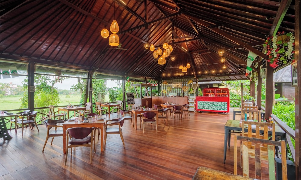 Novotel Goa Resort & Spa Candolim — Restaurant & bars in Candolim, Goa
