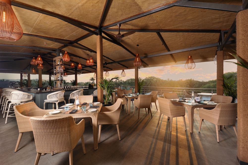 The Acacia Hotel & Spa Goa — Restaurant & bars in Candolim, Goa