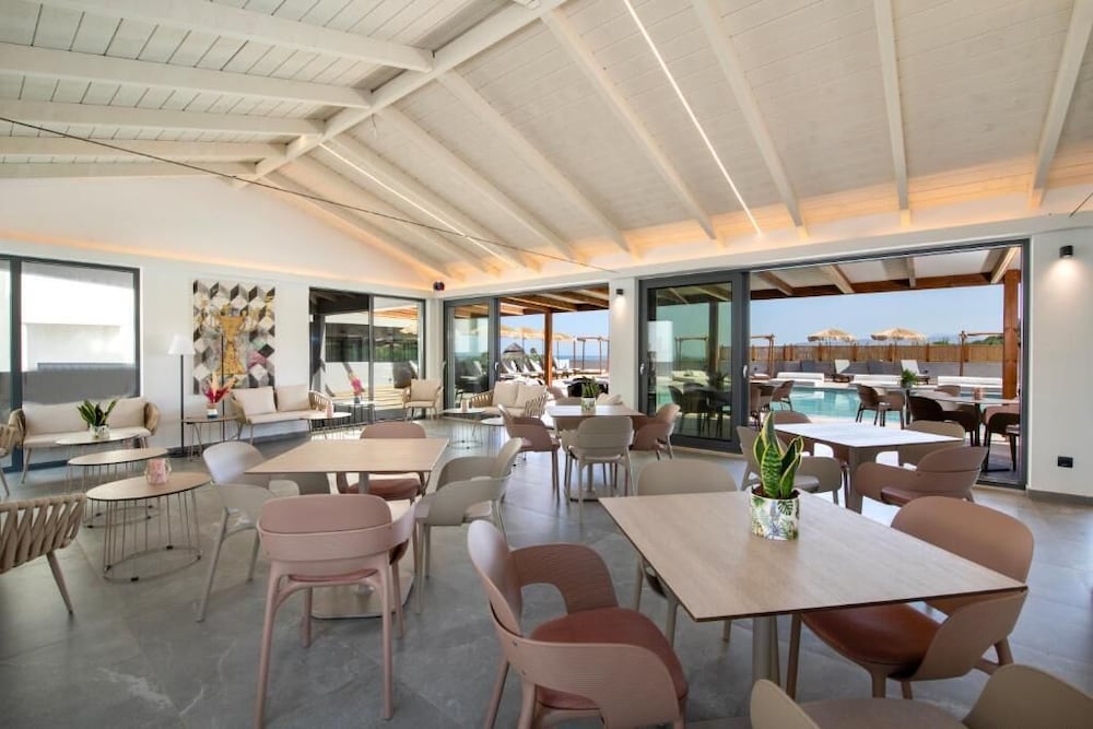Mare Garden — Restaurant & bars in Georgioupolis