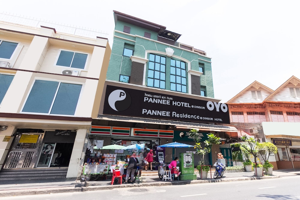 Super OYO 484 Pannee Residence Khaosan (Sha Plus) — Hotel building in Bangkok, Bangkok