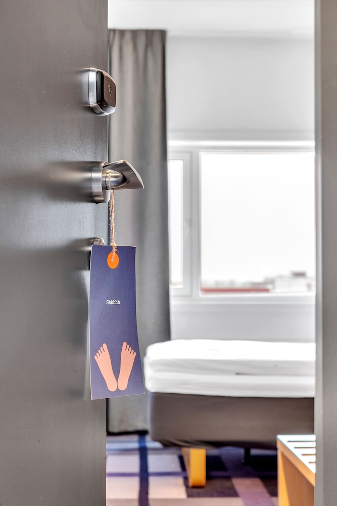 Comfort Hotel Xpress Tromso — Hotel rooms in Tromso, Troms
