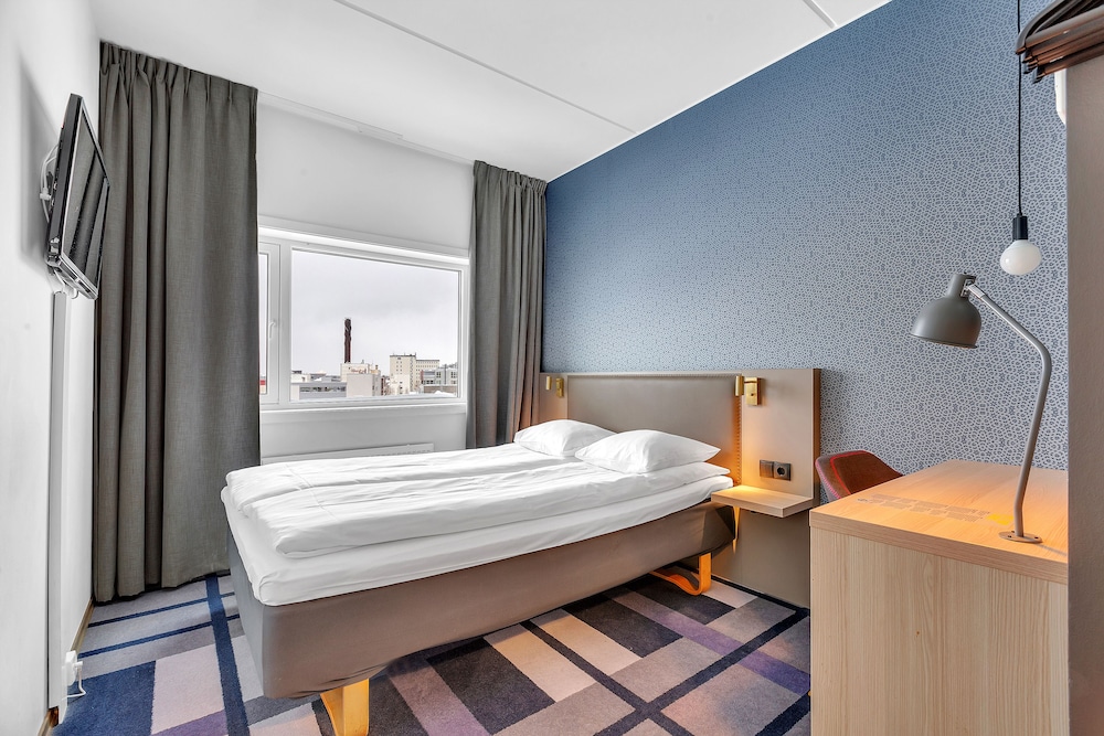 Comfort Hotel Xpress Tromso — Hotel rooms in Tromso, Troms