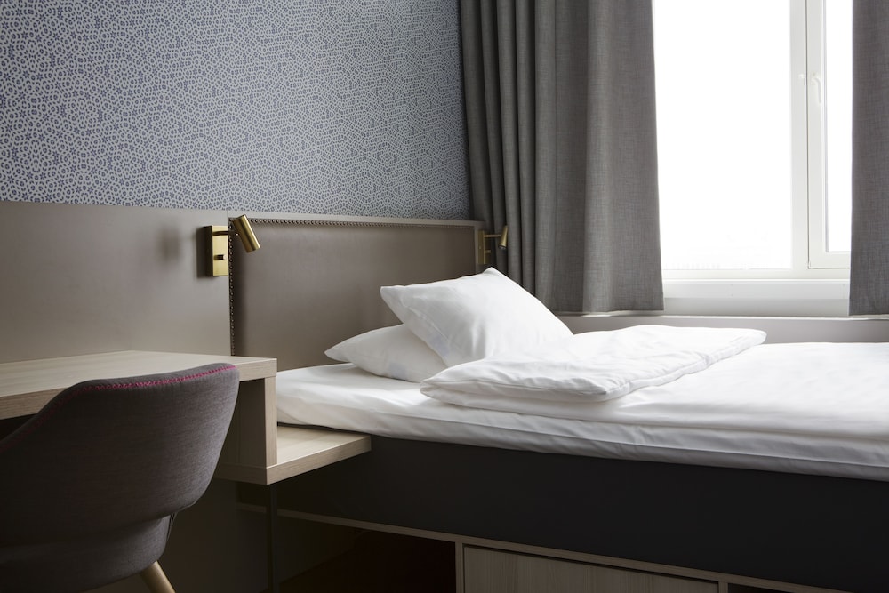 Comfort Hotel Xpress Tromso — Hotel rooms in Tromso, Troms