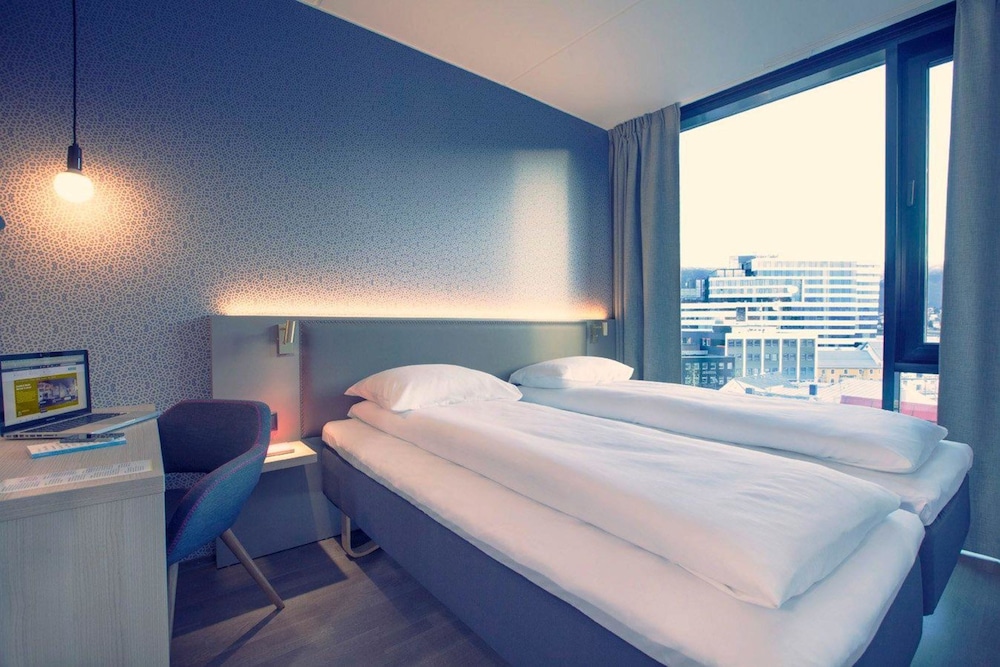 Comfort Hotel Xpress Tromso — Hotel rooms in Tromso, Troms