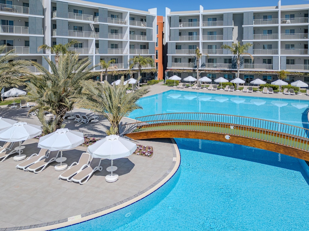 Barut GOIA - All Inclusive — Swimming pool in Side