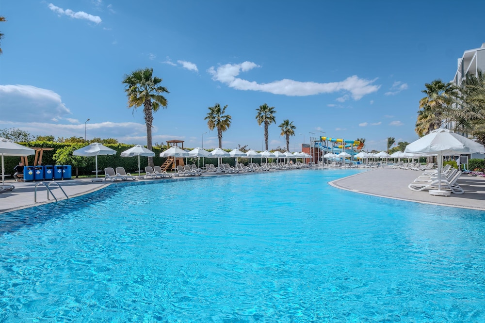 Barut GOIA - All Inclusive — Swimming pool in Side