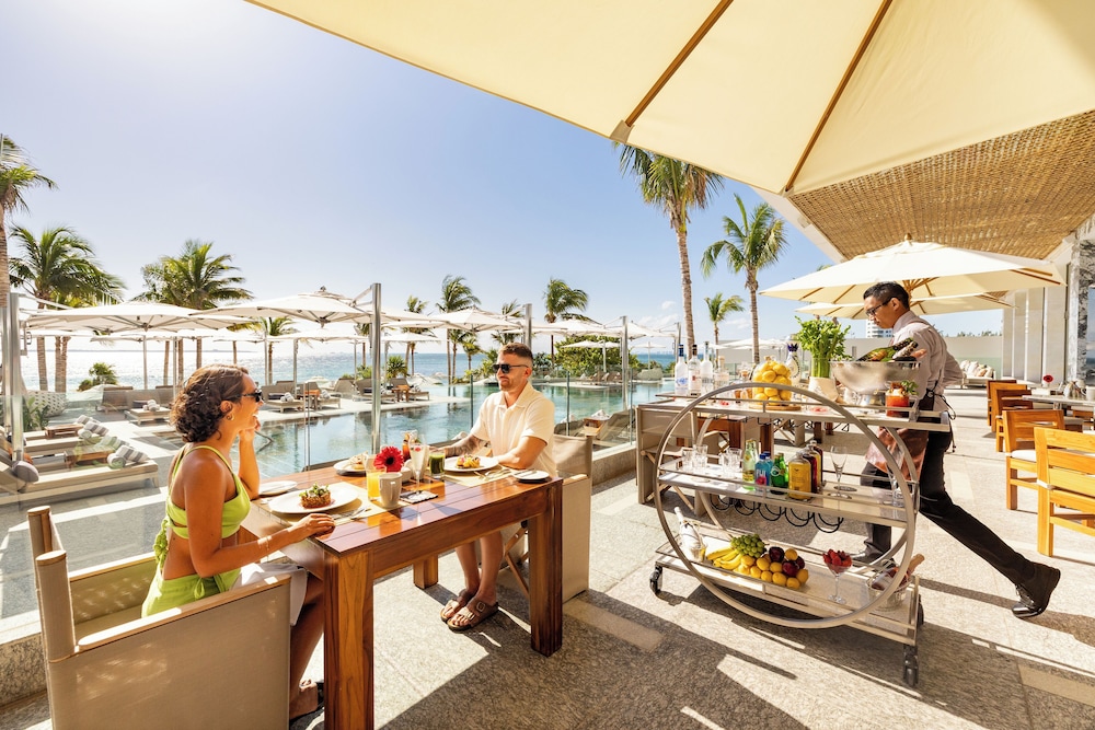 Hotel Mousai Cancun Adults Only - All Inclusive — Restaurant & bars in Playa Mujeres, Quintana Roo