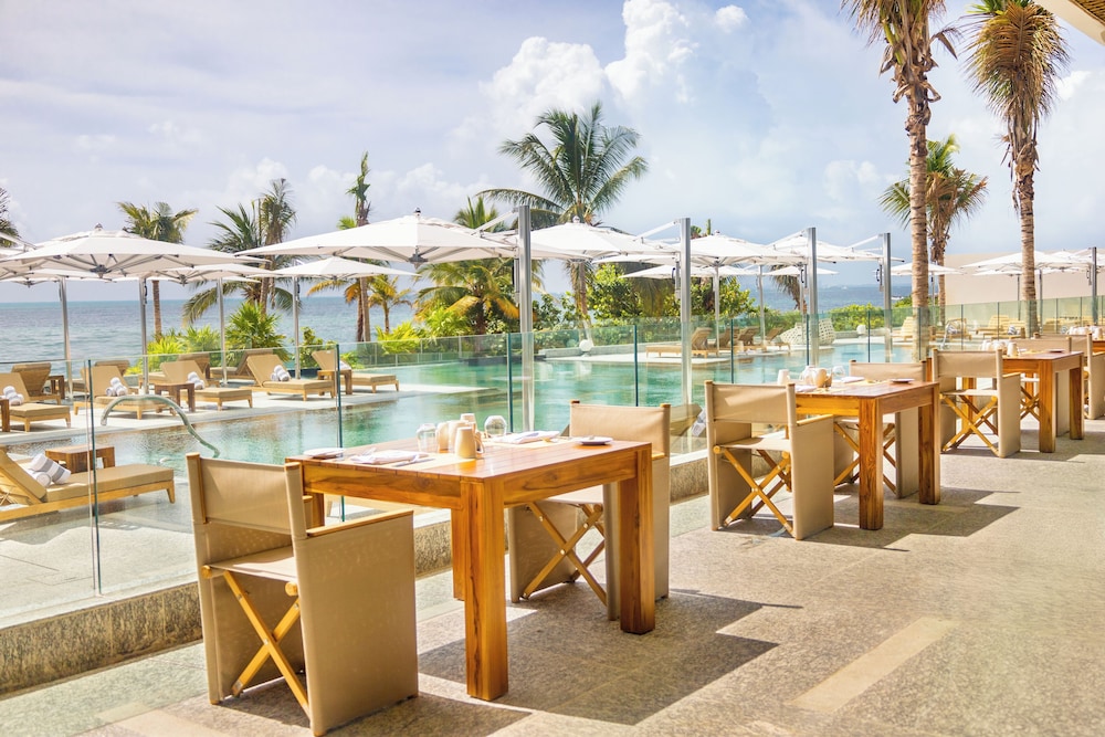 Hotel Mousai Cancun Adults Only - All Inclusive — Restaurant & bars in Playa Mujeres, Quintana Roo