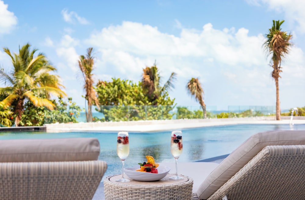 Hotel Mousai Cancun Adults Only - All Inclusive — Swimming pool in Playa Mujeres, Quintana Roo