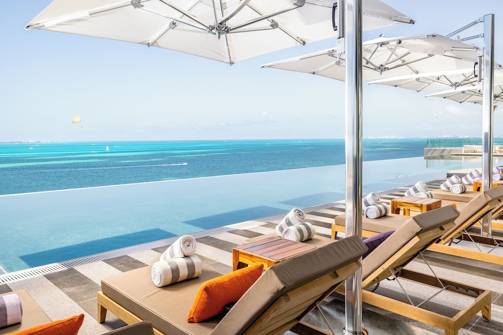 Hotel Mousai Cancun Adults Only - All Inclusive — Swimming pool in Playa Mujeres, Quintana Roo
