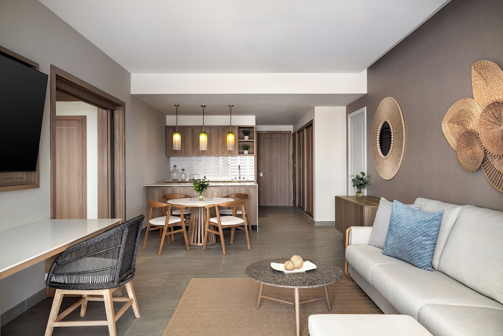 Secrets Tides Punta Cana All Inclusive - Adults Only — Hotel rooms in Uvero Alto, La Altagracia