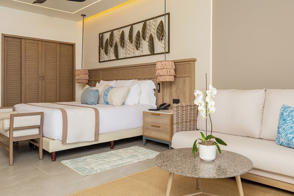 Secrets Tides Punta Cana All Inclusive - Adults Only — Hotel rooms in Uvero Alto, La Altagracia