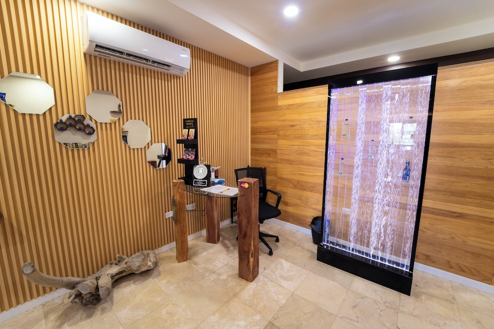 Hotel 39 Jamaica — Spa in Montego Bay