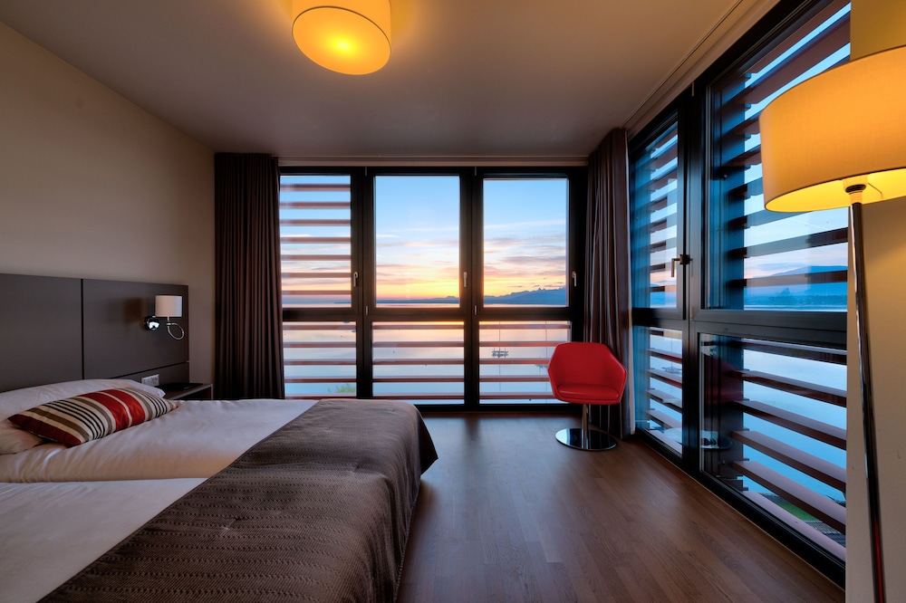 Lake Geneva Hotel - zdjęcie 2